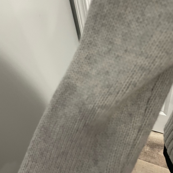 Splendid pullover sweater size small - Picture 5 of 12